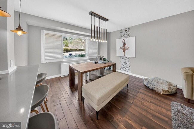 Foto del edificio - 4201 Cathedral Ave NW