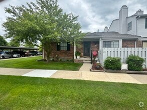 Building Photo - 43598 Arbor Way W