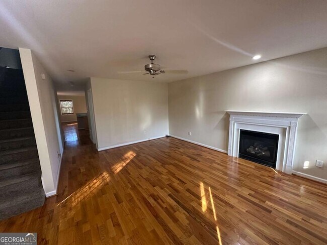 Foto del edificio - 685 Garibaldi St SW