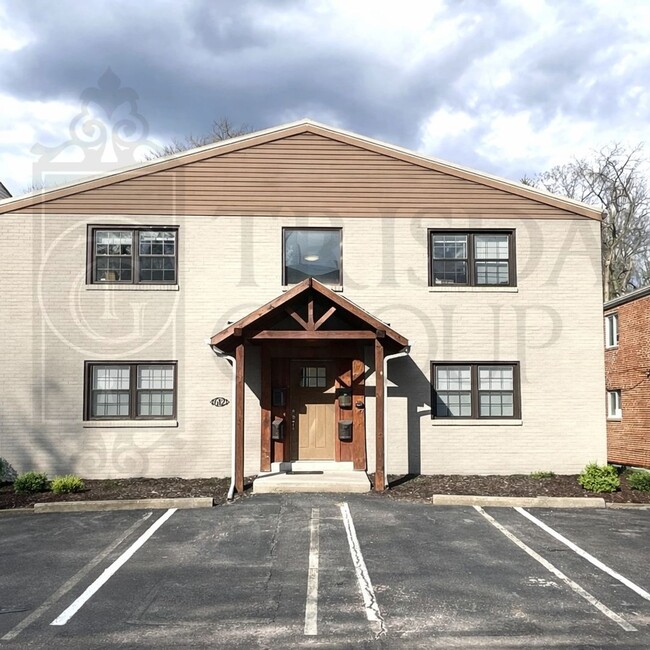 Photo - Avail June 1st! Renovated Crafton 2BR Apt, A/C, Private laundry/storage, Parking, Pets OK!