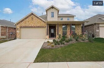 Building Photo - 2420 Coyote Way