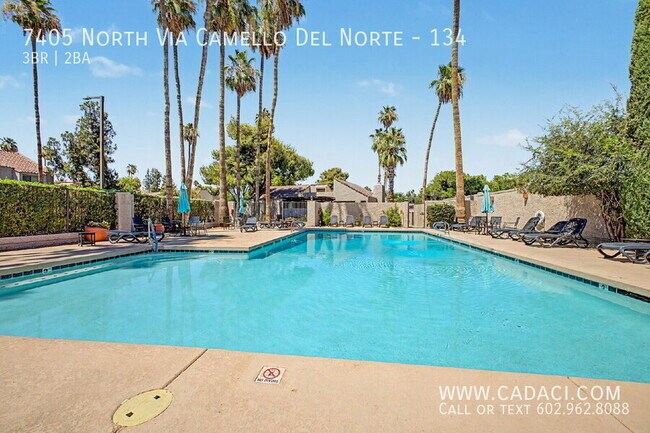 Foto del edificio - 7405 N Vía Camello Del Norte