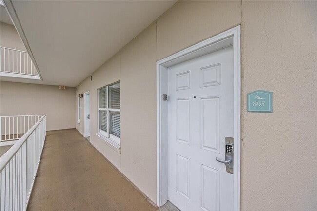 Building Photo - 1200 Scenic Gulf Dr