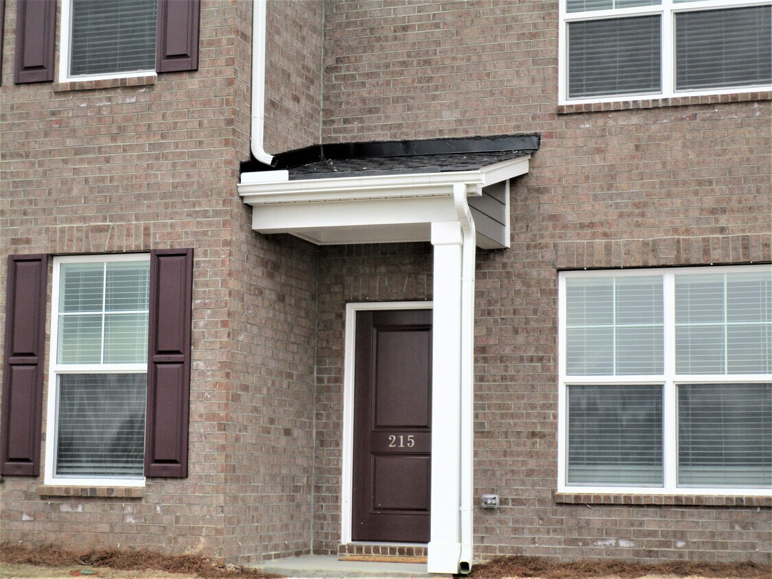 Foto principal - 215 Scenic Rd