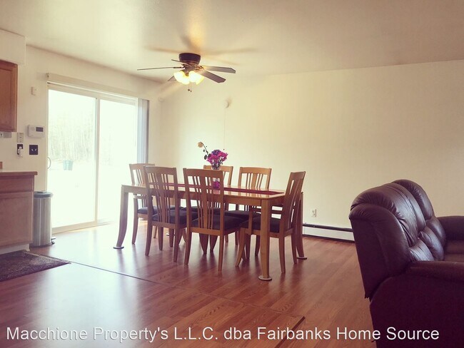 Foto del edificio - 3 br, 2 bath House - 2604 Cowles St