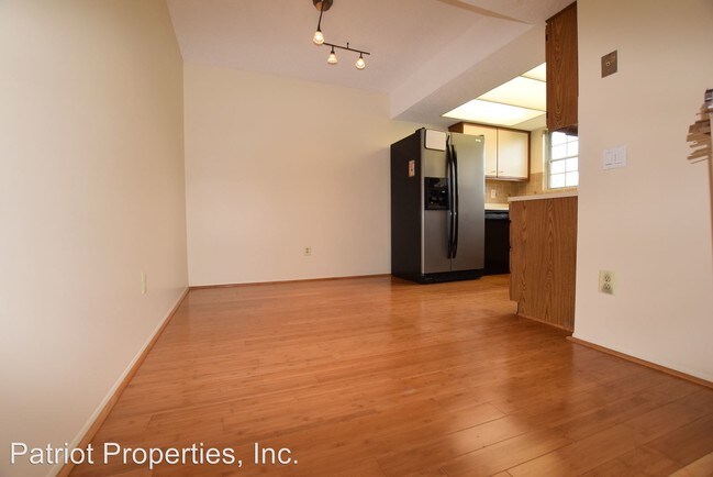 Foto del edificio - 126 Fort Evans Rd NE
