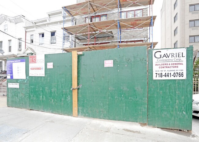 Building Photo - 2611 21st St