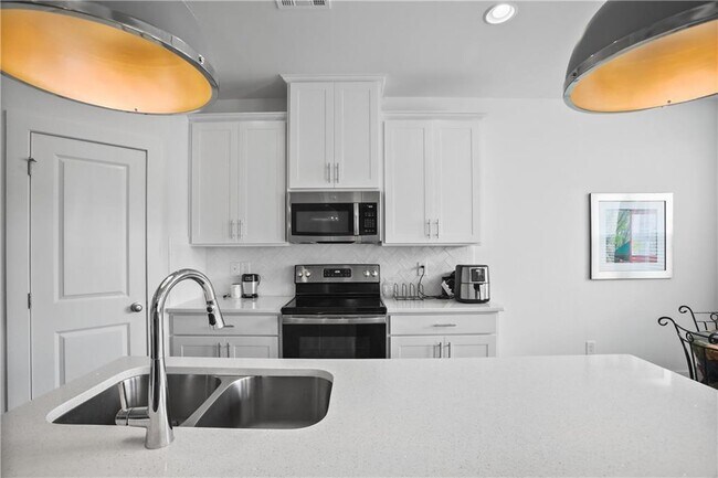 Foto del edificio - 7637 Avalon Blvd