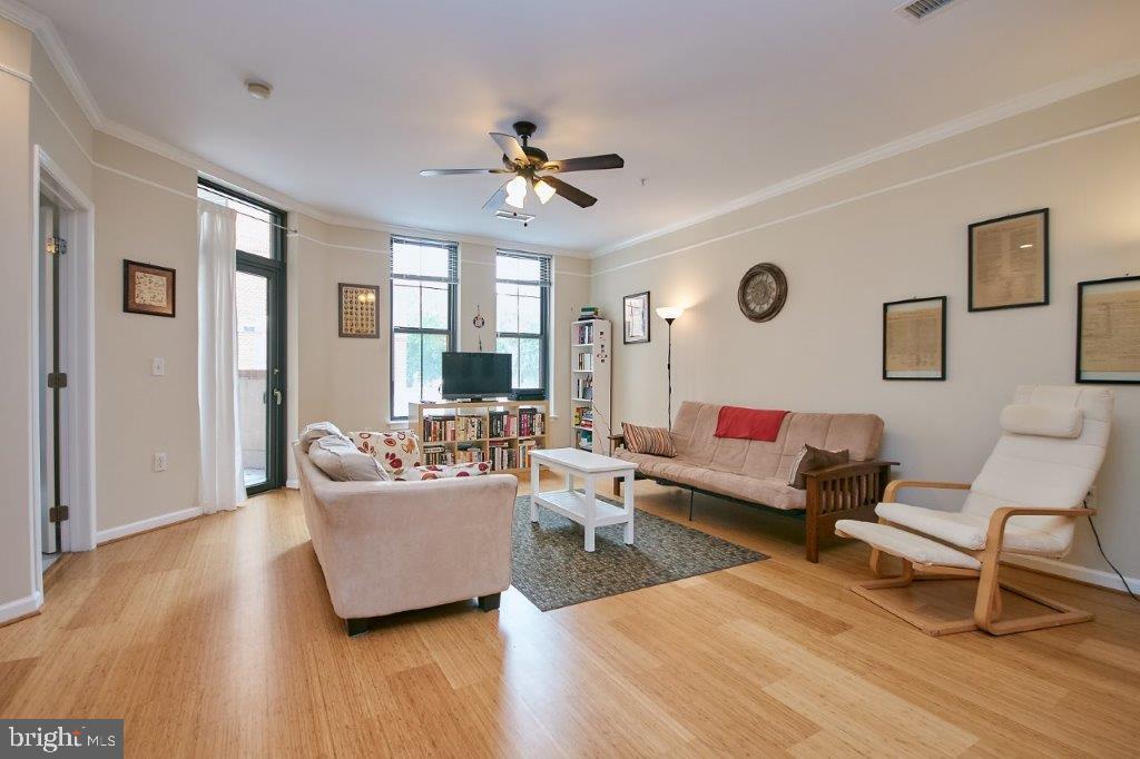 Primary Photo - 444 W Broad St