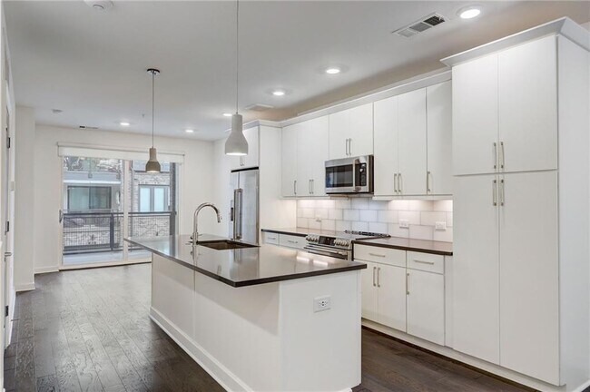 Foto del edificio - 375 Pratt St SE