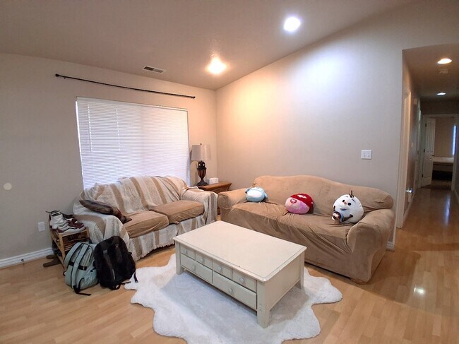 Foto del edificio - 1525 N 550 W