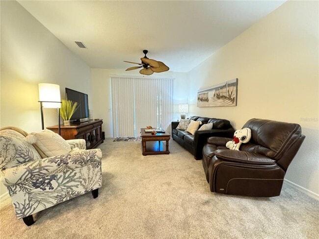 Foto del edificio - 7212 Hamilton Rd