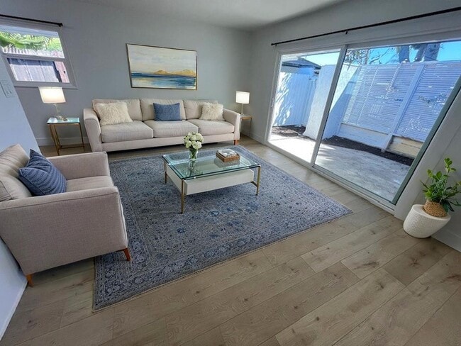 Ball Road Anaheim - Ball Road Anaheim Apartment