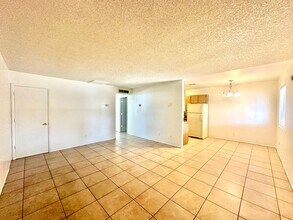 Building Photo - 1185 S Alamo Ave