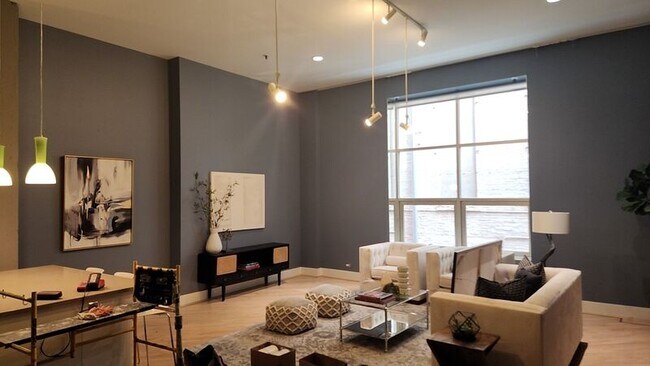 Foto del edificio - 720-716 16th St Mall