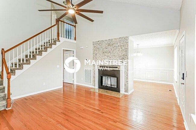 Building Photo - 3 Bedroom Pet-Friendly Home in OLD HICKORY, TN with Main Street Renewal