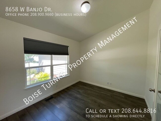 Building Photo - 8658 W Banjo Dr