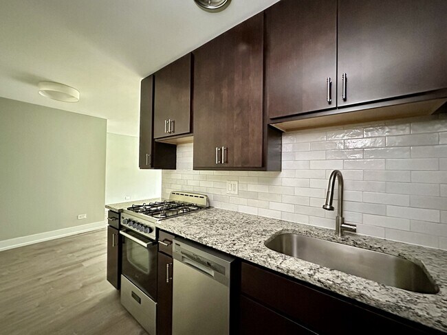 Foto del edificio - 450 W Barry Ave