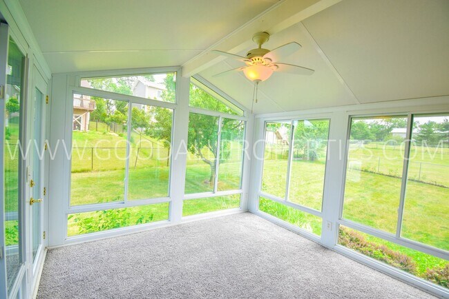 Foto del edificio - 3 bedroom 2 bath Single Family Home