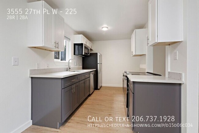 Foto del edificio - 3555 27th Pl W