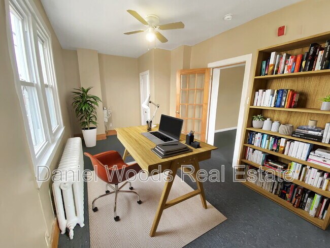 Foto del edificio - 1614 68th Ave