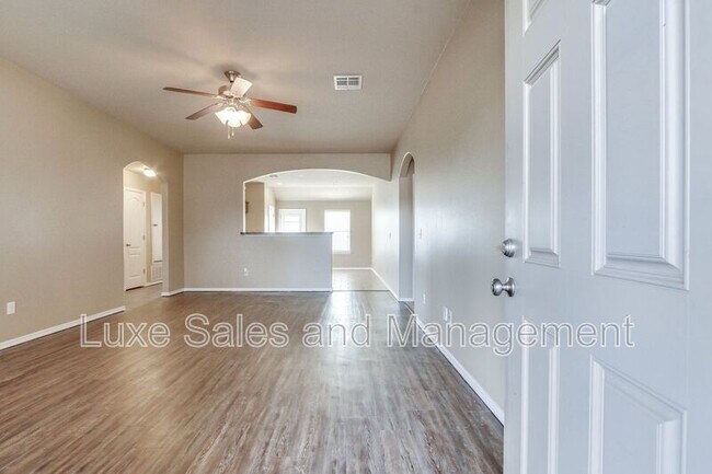 Photo - 2912 Thompson Farm Ln House