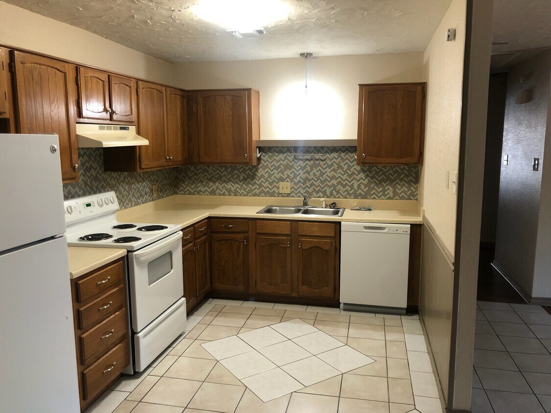 11912 Metmora Ct, Aledo, TX 76008 Townhome Rentals in Aledo TX