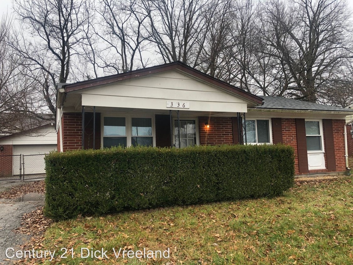 Primary Photo - 3 br, 1 bath House - 336 S Skyline Drive