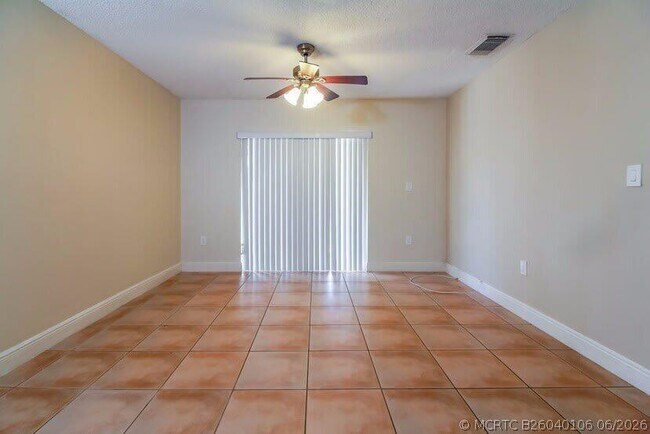 Building Photo - 18118 SW 154 Ct