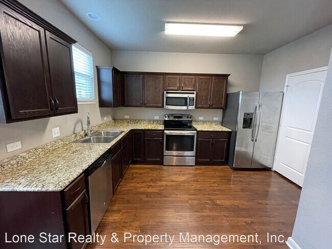Building Photo - 3 br, 2.5 bath House - 4900 Prewitt Ranch Rd.