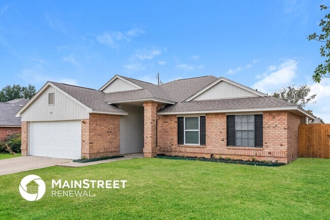 Building Photo - 900 Blewitt Dr