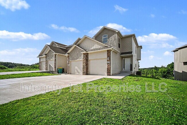 Foto del edificio - 10510 Clubhouse Dr