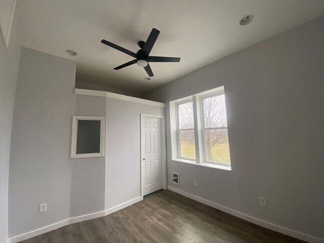 Foto del edificio - 4359 N 9th St