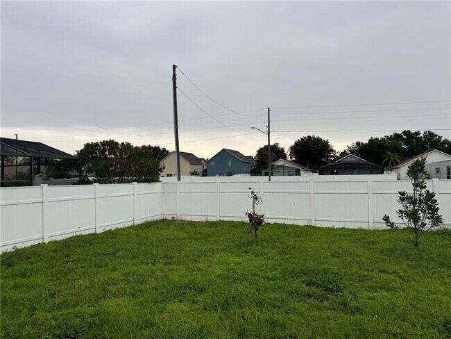 Foto del edificio - 540 Rena Dr