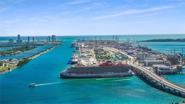 Foto del edificio - 1100 Biscayne Blvd