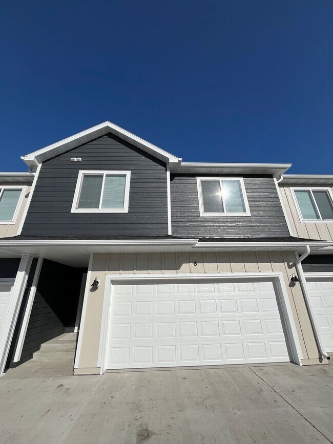 Foto del edificio - The Wilds Townhomes