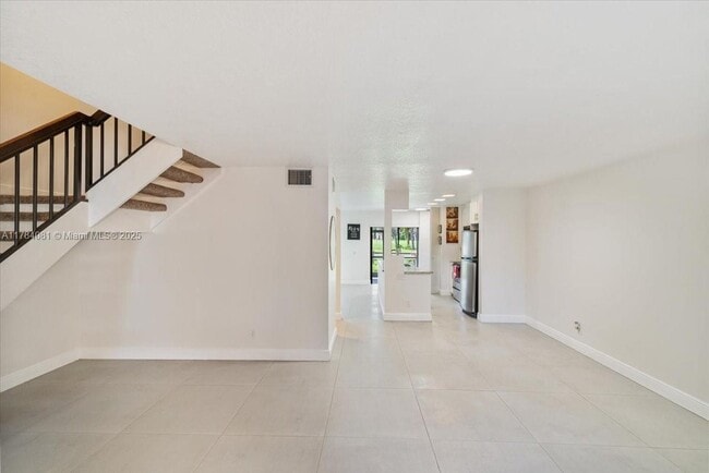 Foto del edificio - 1660 W Golfview Dr