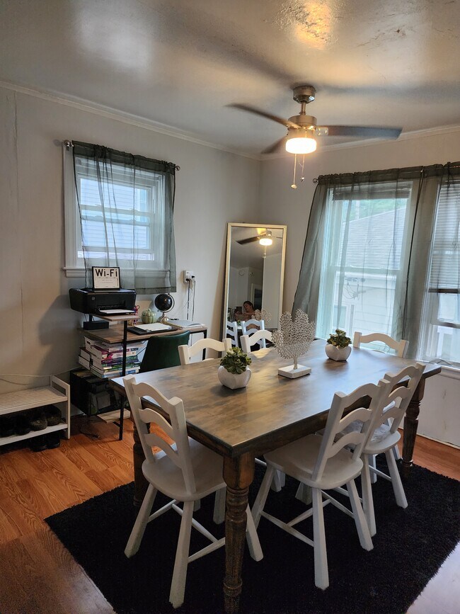 427 Child St Unit 1, Warren, RI 02885 427 Child St Warren, RI