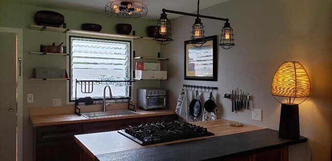 Foto del edificio - 24 Pukihae St