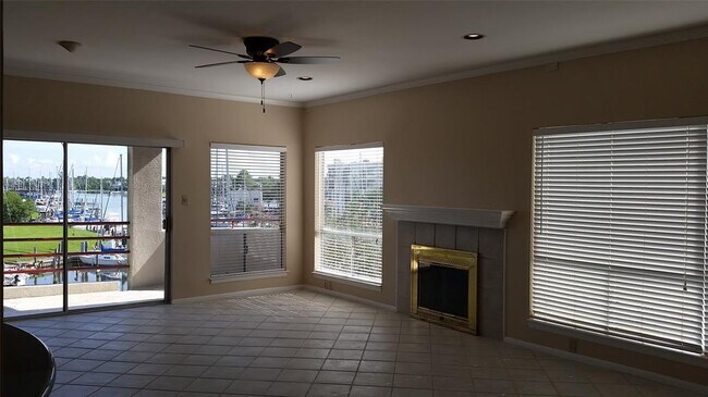Building Photo - 1306 FM 2094