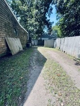 Building Photo - 116 Elder Dr