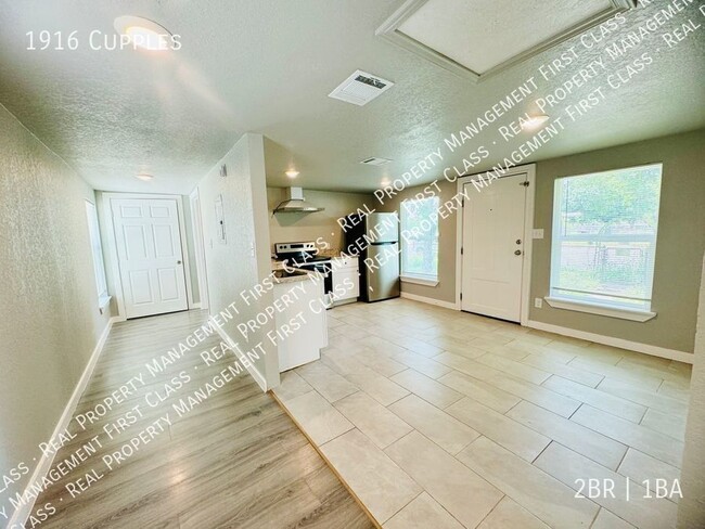 Photo - 1916 Cupples- House