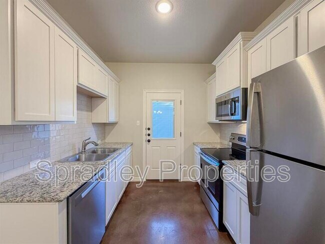 Foto del edificio - 1004 Sparrow Cove
