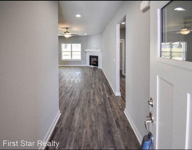 Building Photo - 4 br, 2 bath House - 482 N Otoe Street