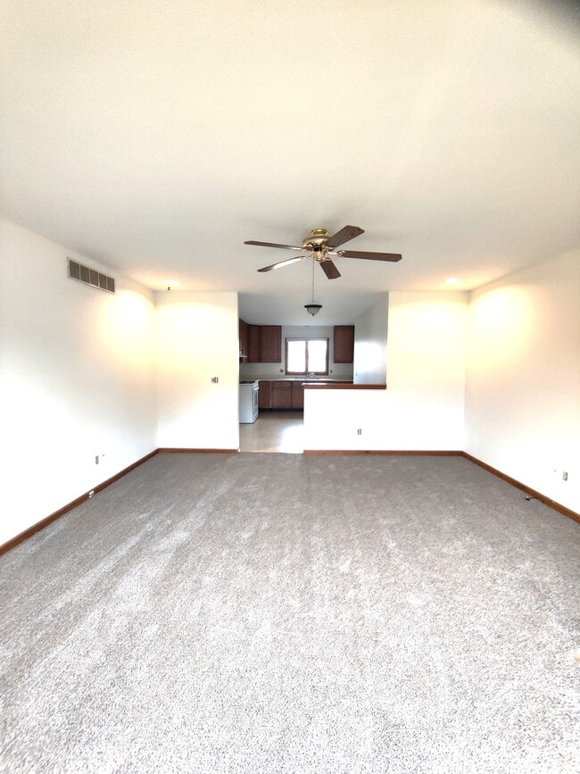 Building Photo - 2545 N 4645th Rd