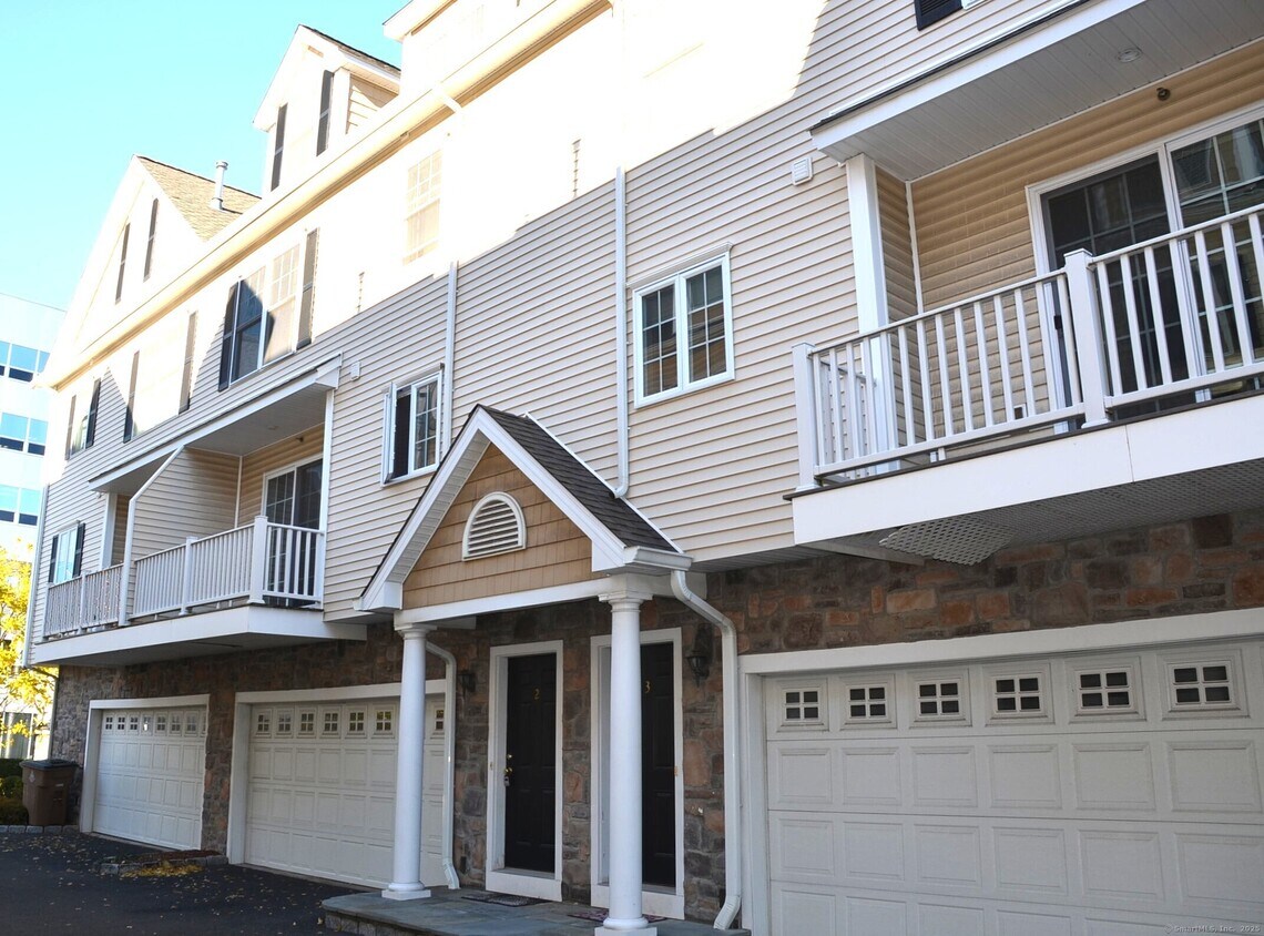 Foto principal - 1707 Summer St