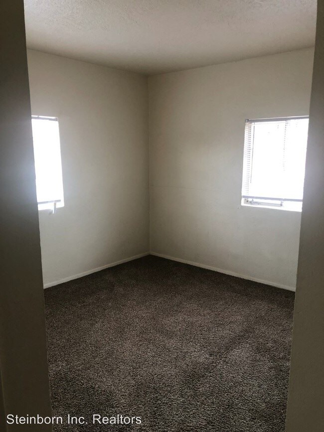 Building Photo - 1620 Wyoming Ave