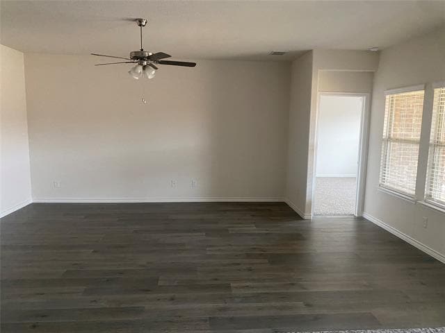 Building Photo - 2116 Camellia St