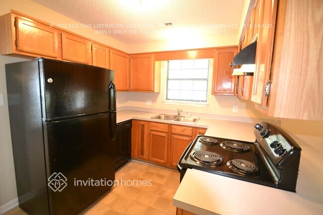 Foto del edificio - 5829 Stone Bluff Ct