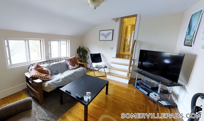 Building Photo - 60 Atherton St